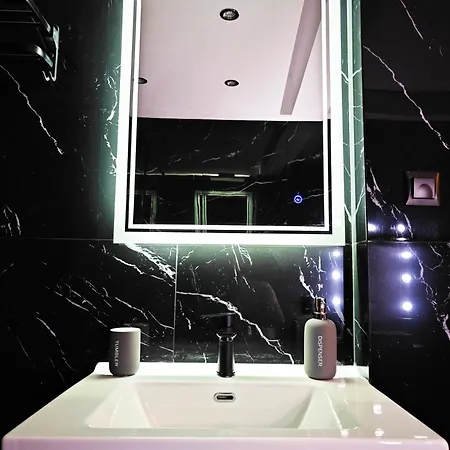 Apartment The Skeptic