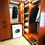 The Skeptic Apartman *